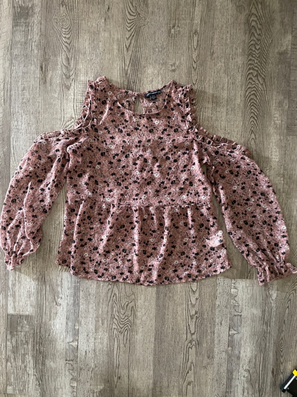 American Eagle Outfitters Mauve Floral Ruffle-Trim Open Shoulder Top